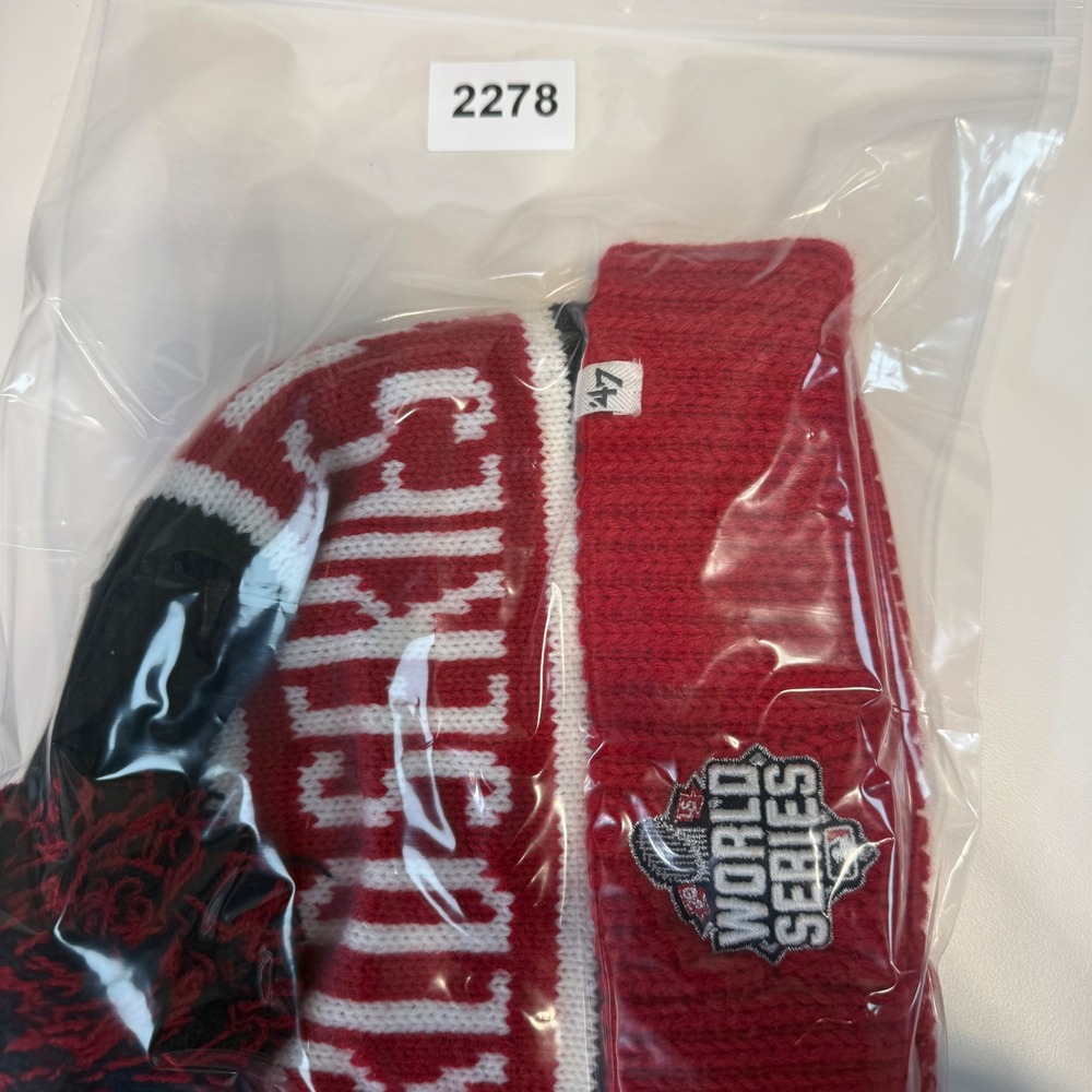 47 Brand World Series Beanie Hat‎ Red Black Pom Knit MLB Winter Streetwear - Picture 8 of 8